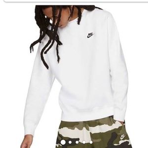 Nike crew neck pullover